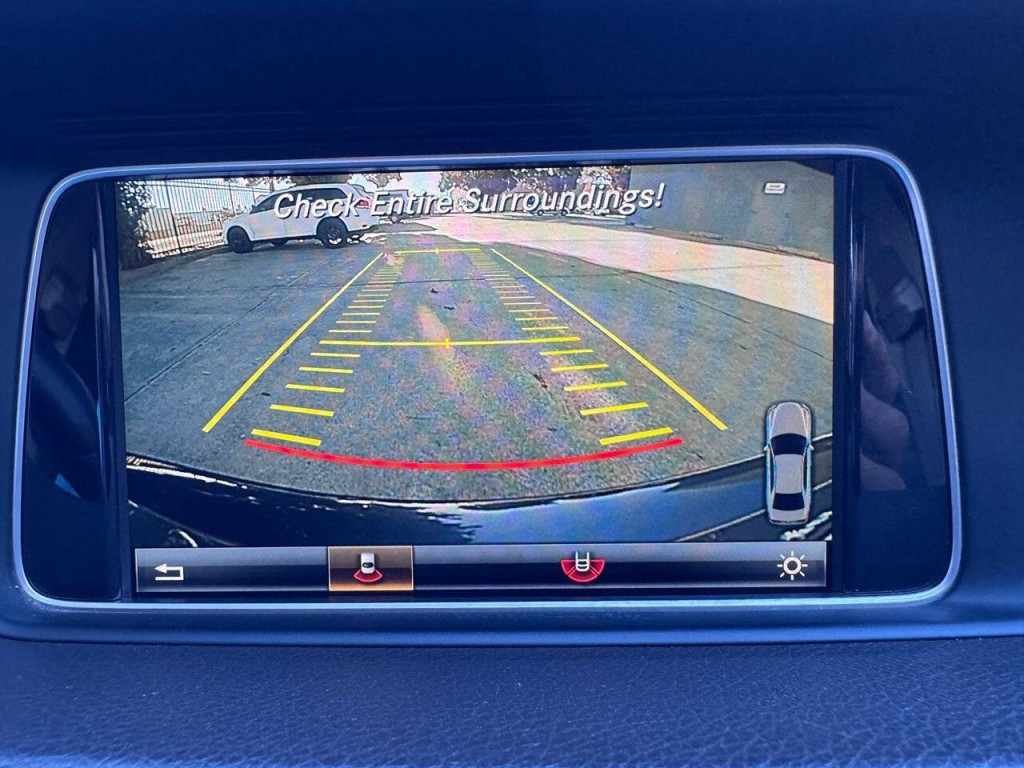 2016 Mercedes-Benz E-Class Image 19