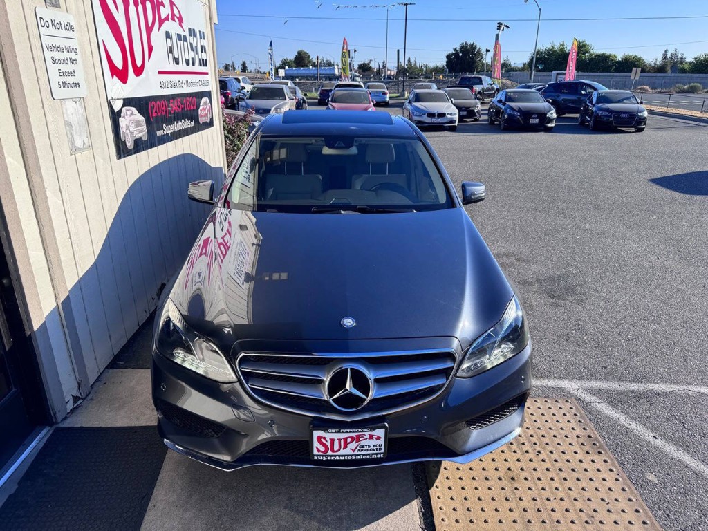 2016 Mercedes-Benz E-Class Image 27