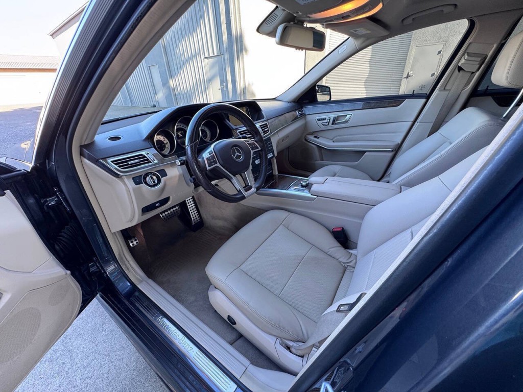 2016 Mercedes-Benz E-Class Image 29