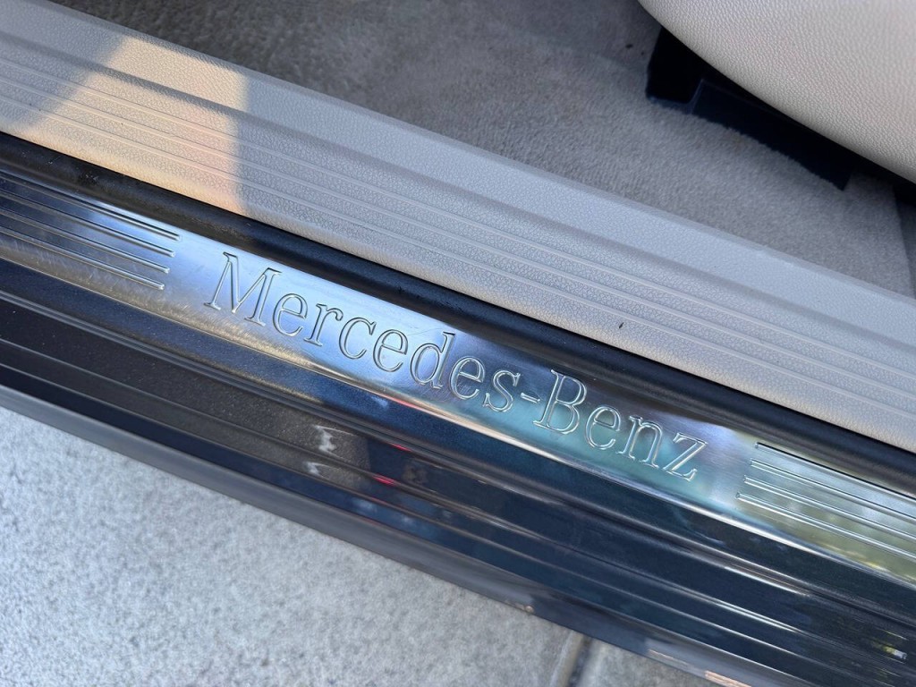 2016 Mercedes-Benz E-Class Image 53