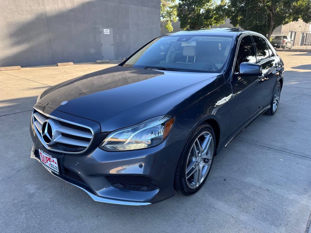 2016 Mercedes-Benz E-Class Image 55
