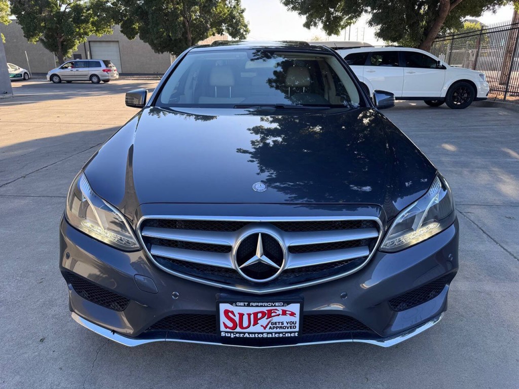 2016 Mercedes-Benz E-Class Image 56