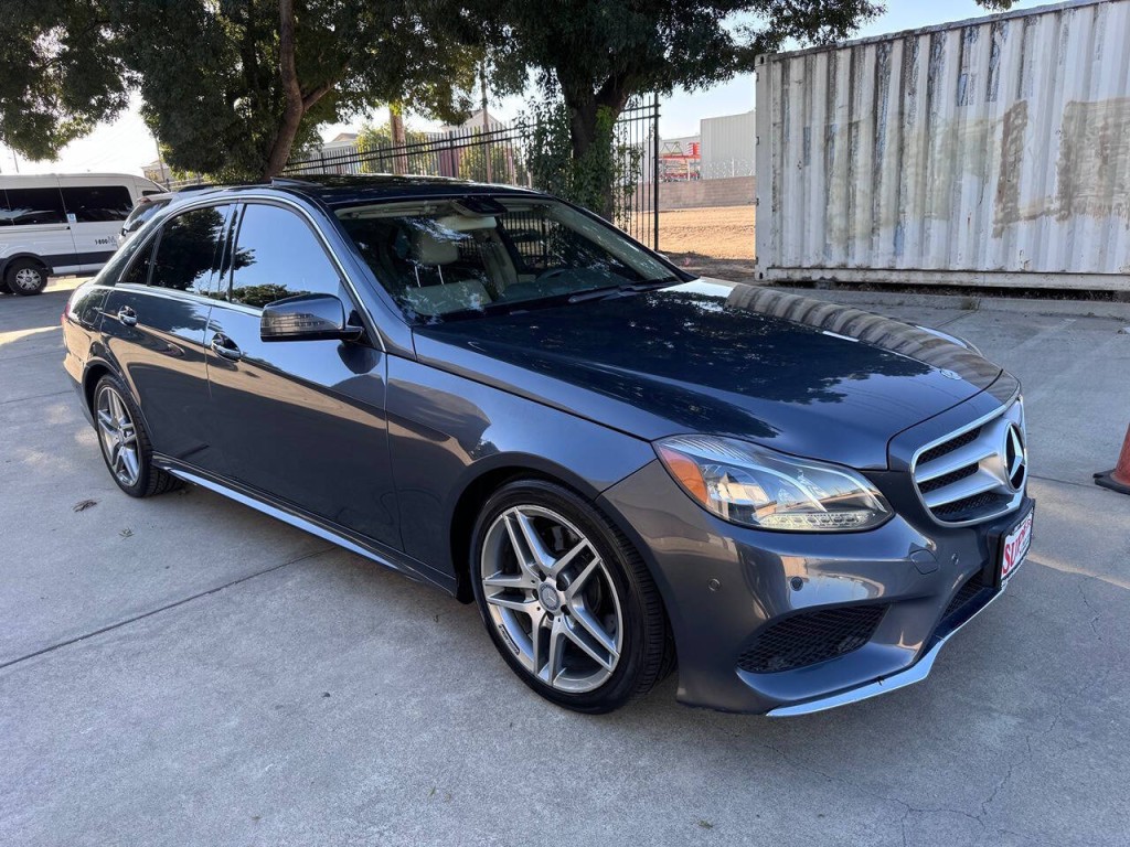 2016 Mercedes-Benz E-Class Image 57