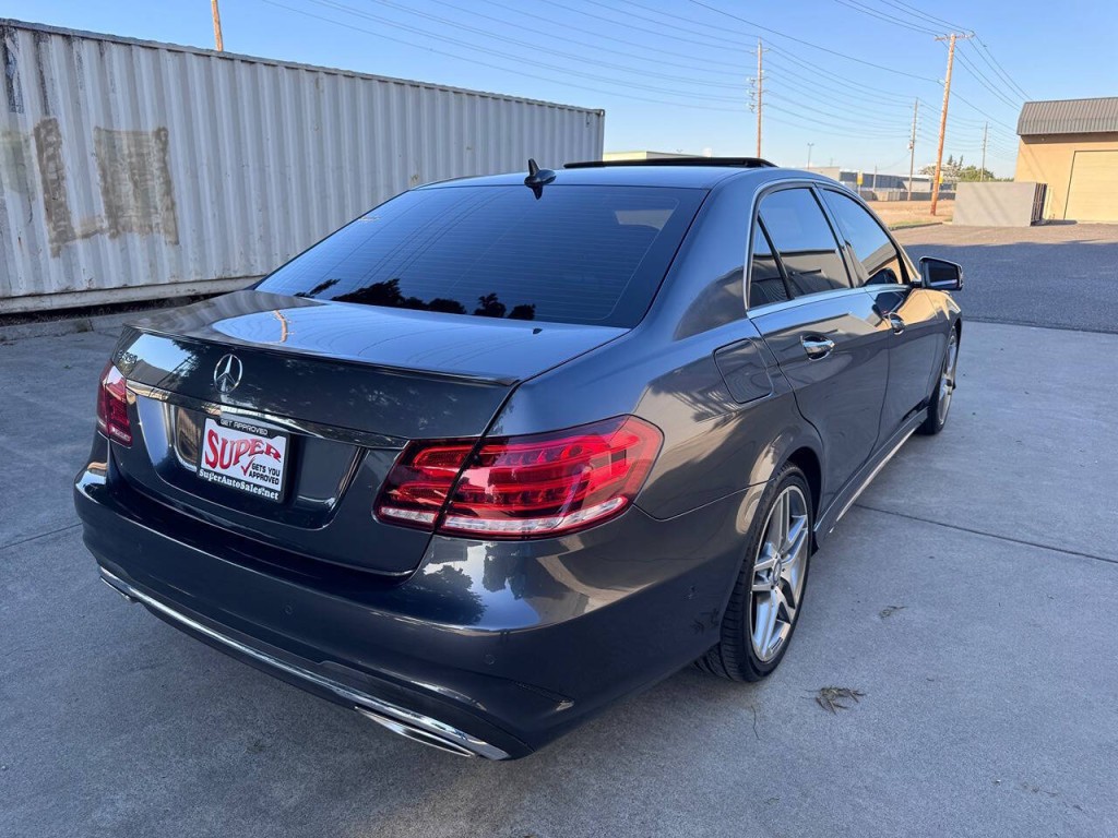 2016 Mercedes-Benz E-Class Image 59