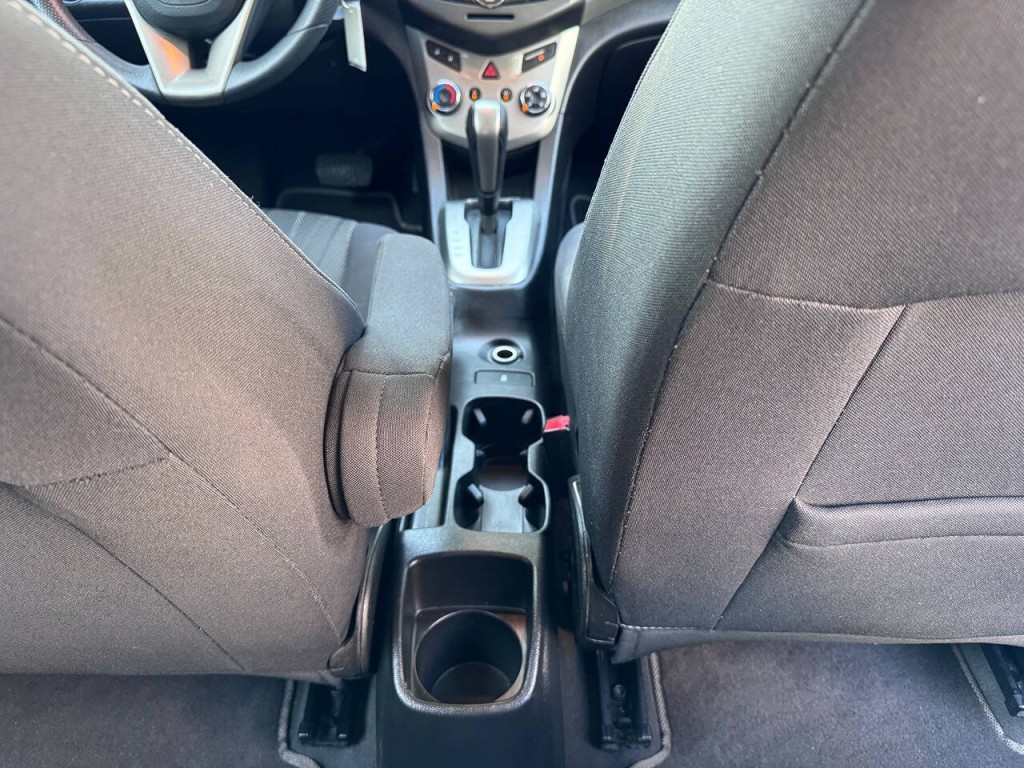2014 Chevrolet Sonic Image 18