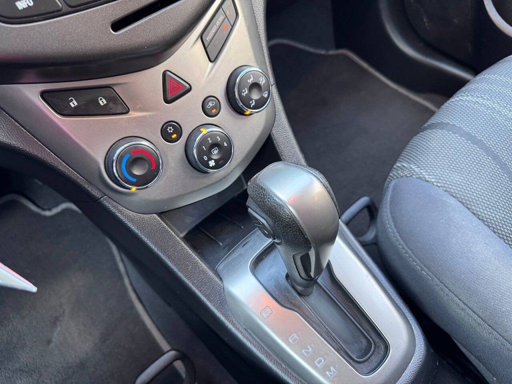 2014 Chevrolet Sonic Image 20