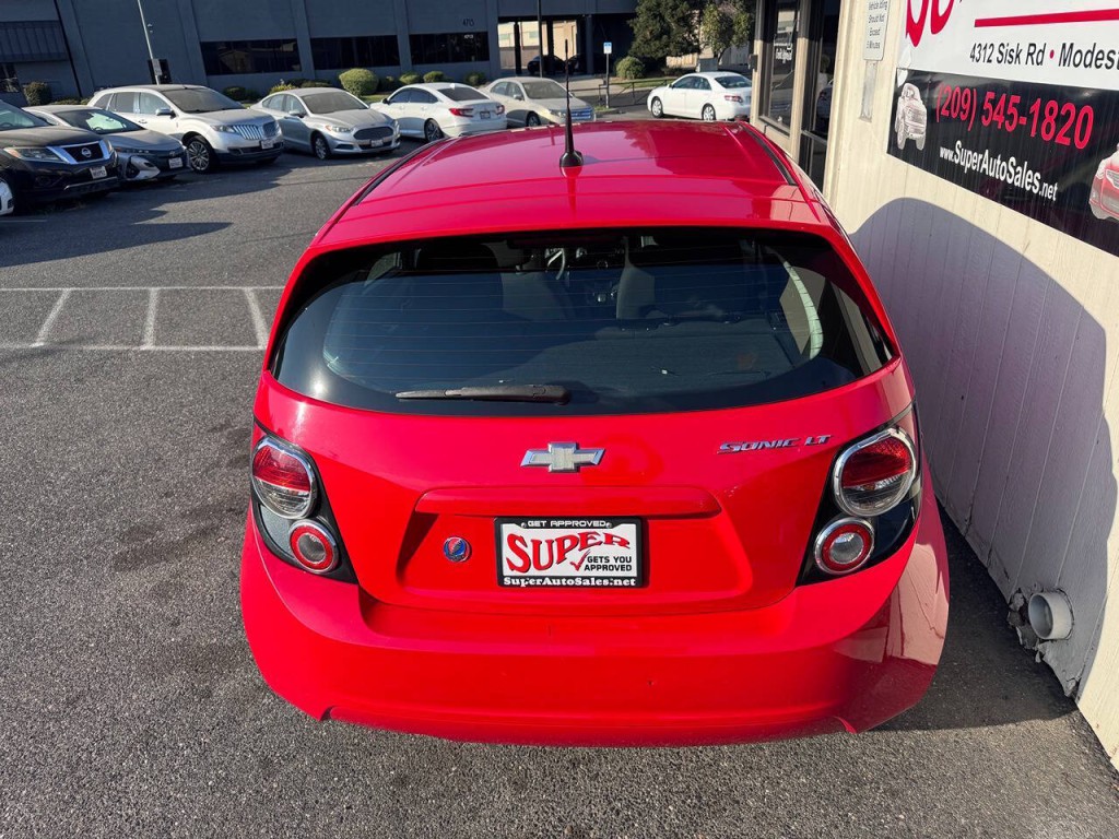 2014 Chevrolet Sonic Image 28