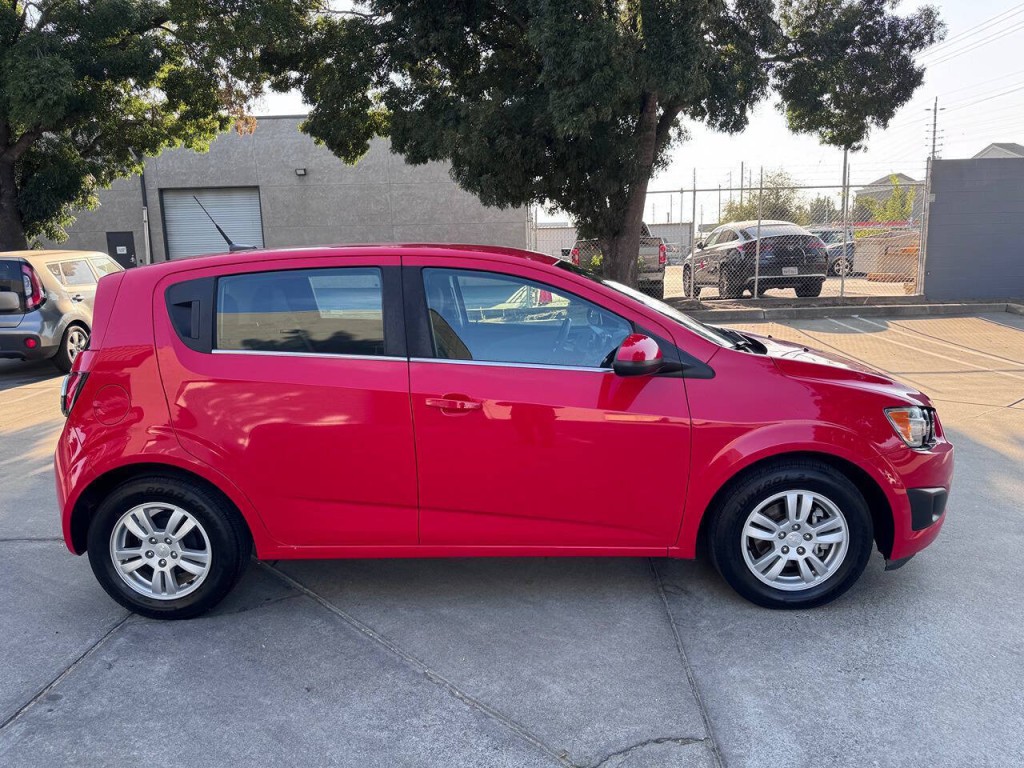 2014 Chevrolet Sonic Image 54