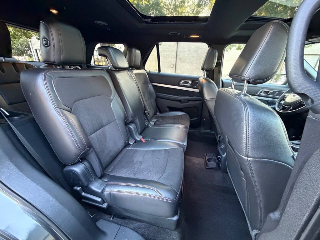 2018 Ford Explorer Image 14