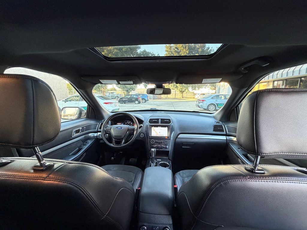 2018 Ford Explorer Image 19