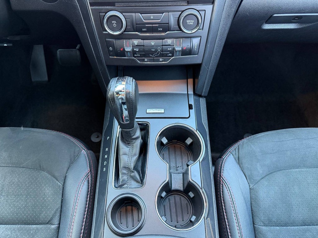 2018 Ford Explorer Image 35