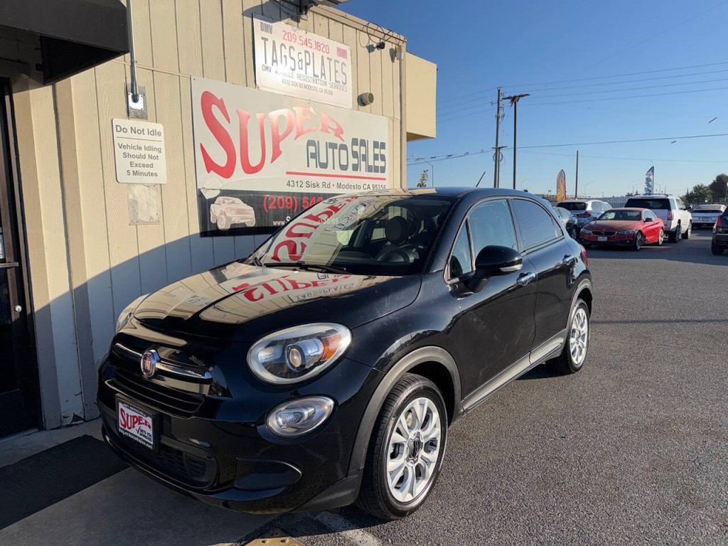 2016 FIAT 500 Image 6