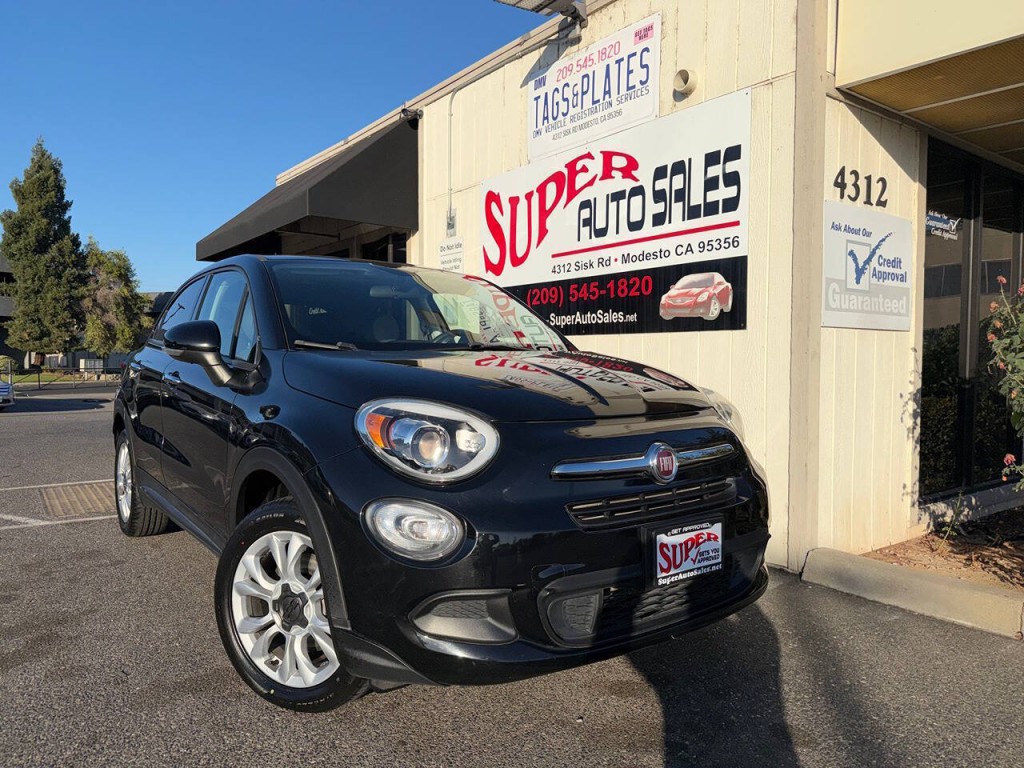 2016 FIAT 500 Image 25