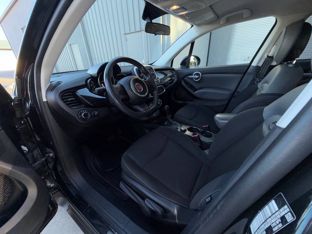 2016 FIAT 500 Image 29