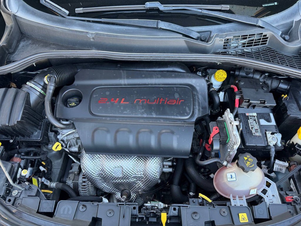 2016 FIAT 500 Image 47