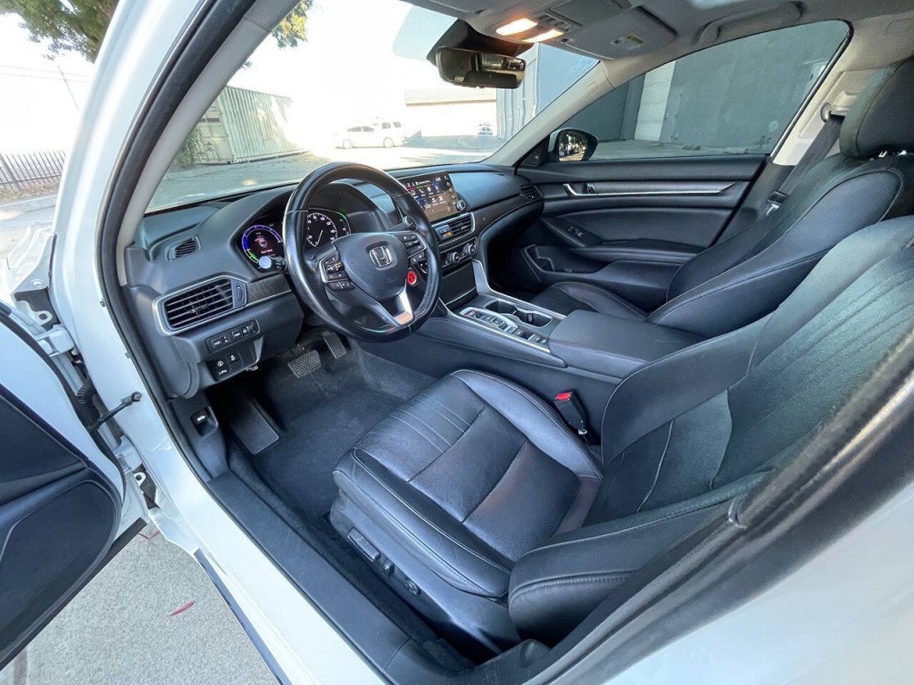 2020 Honda Accord Image 29