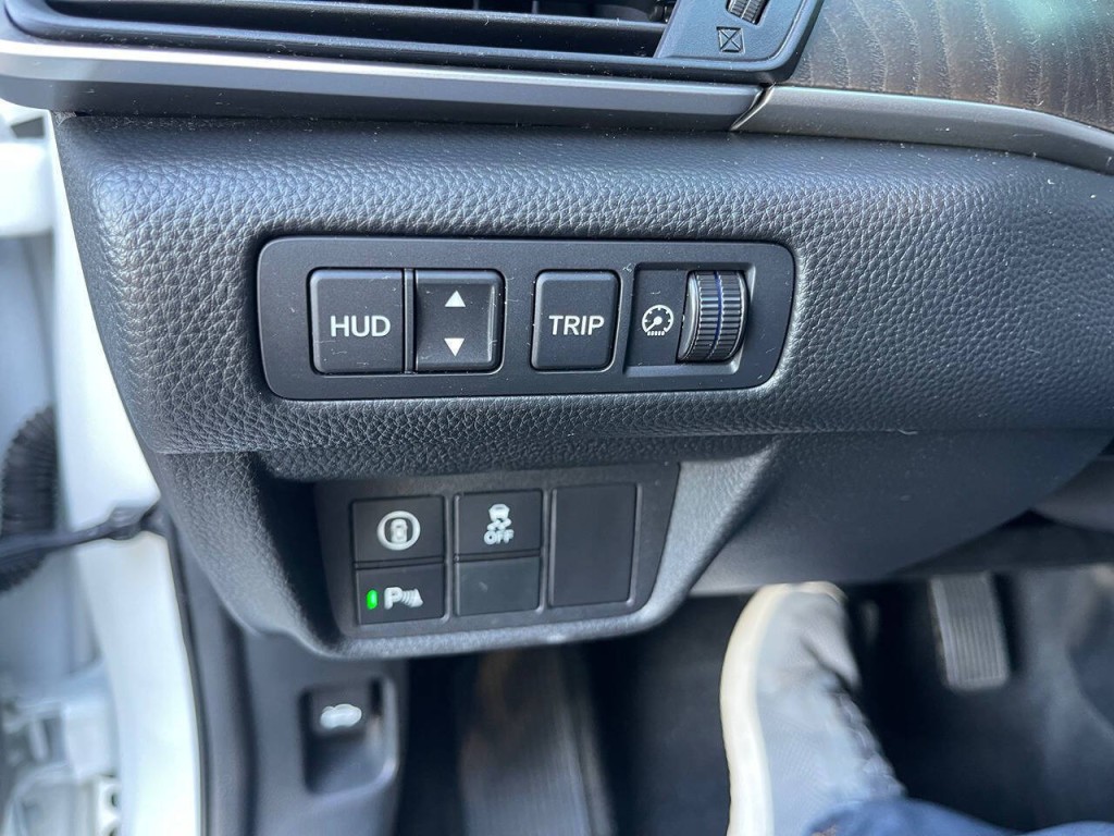 2020 Honda Accord Image 40