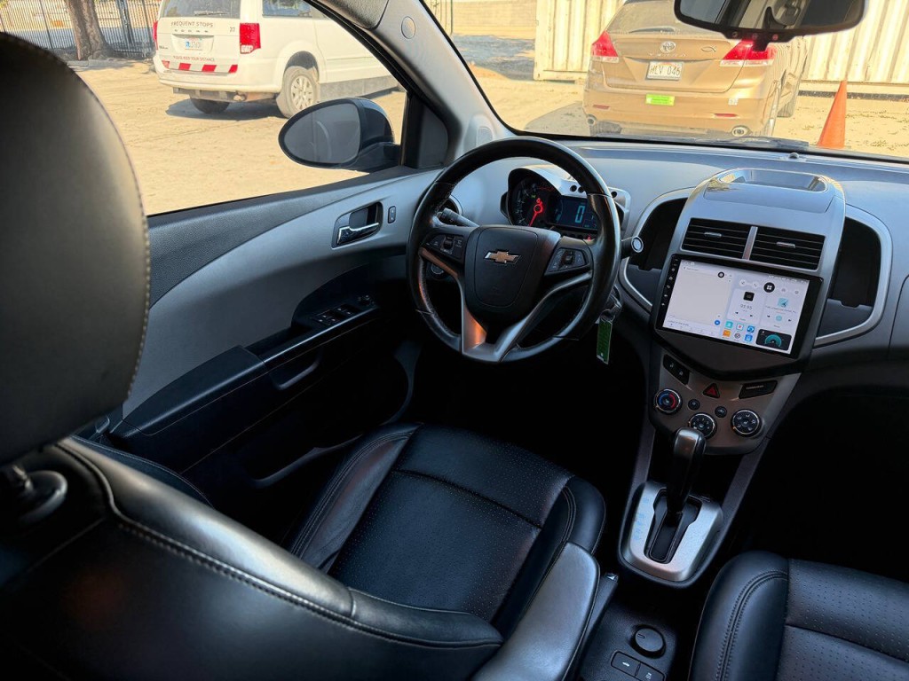 2016 Chevrolet Sonic Image 15
