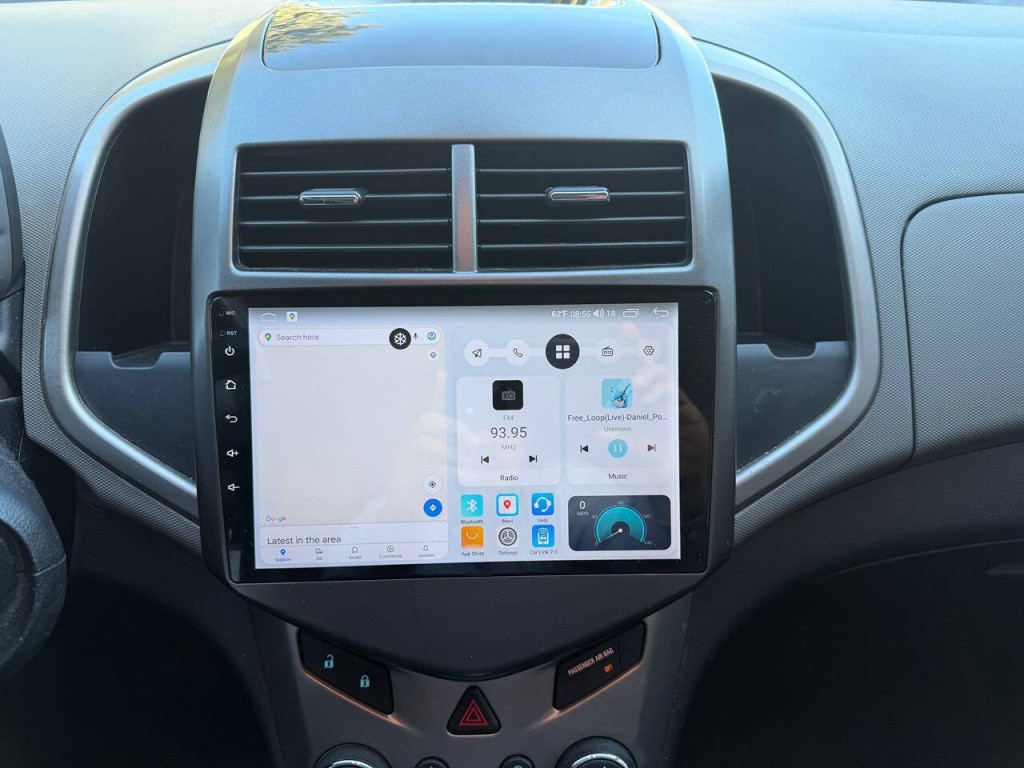 2016 Chevrolet Sonic Image 35