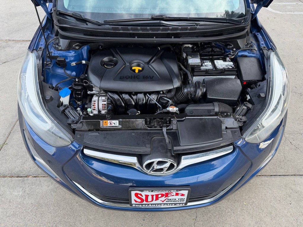 2015 Hyundai Elantra Image 23