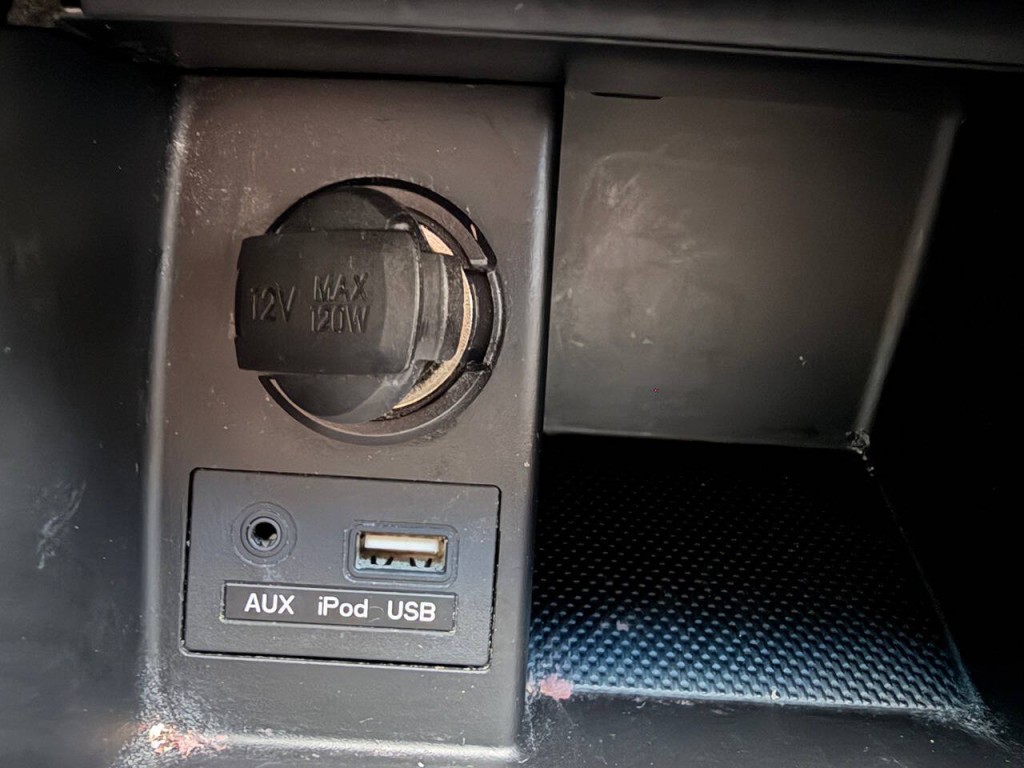 2015 Hyundai Elantra Image 35