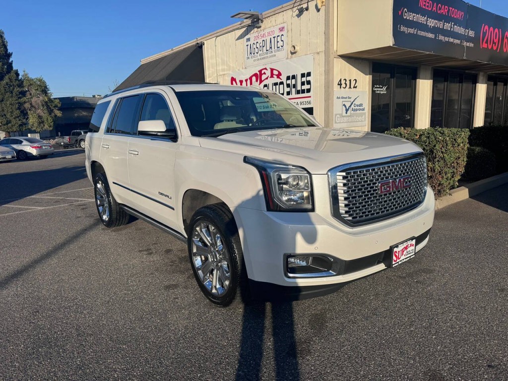 2017 GMC Yukon Image 24