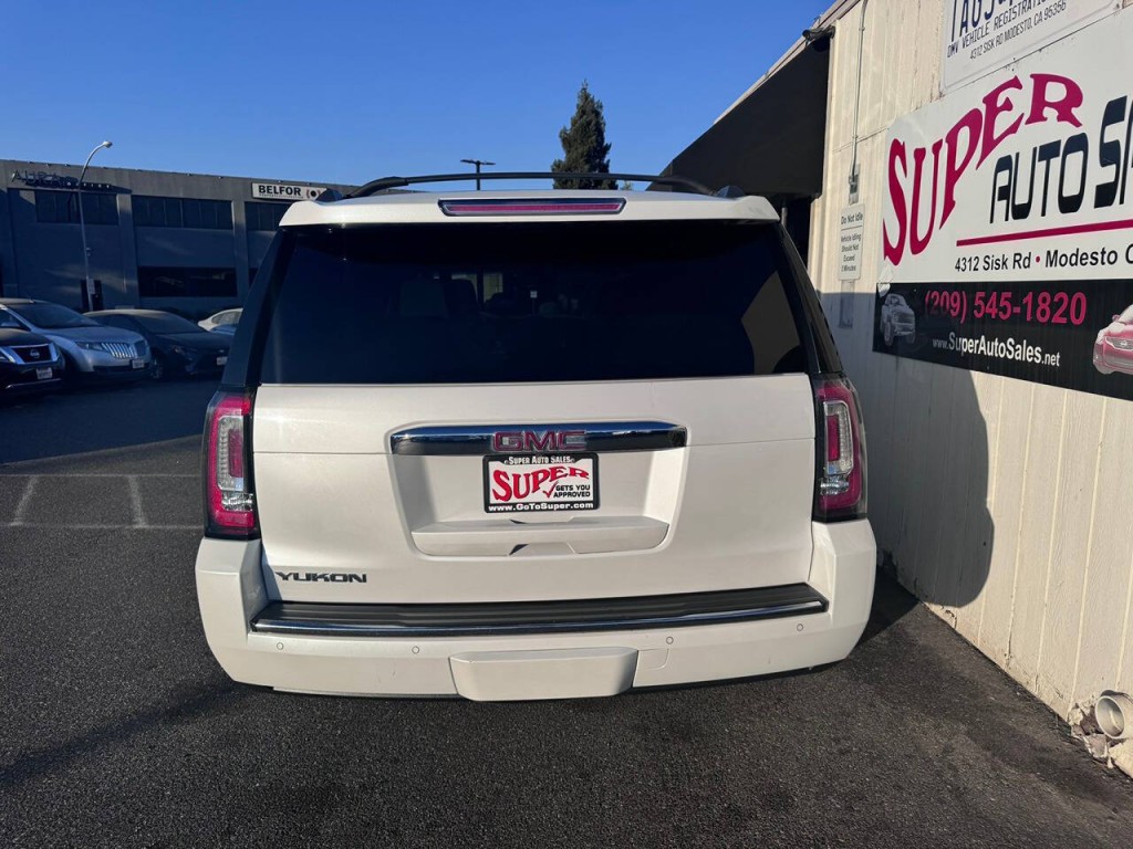 2017 GMC Yukon Image 27