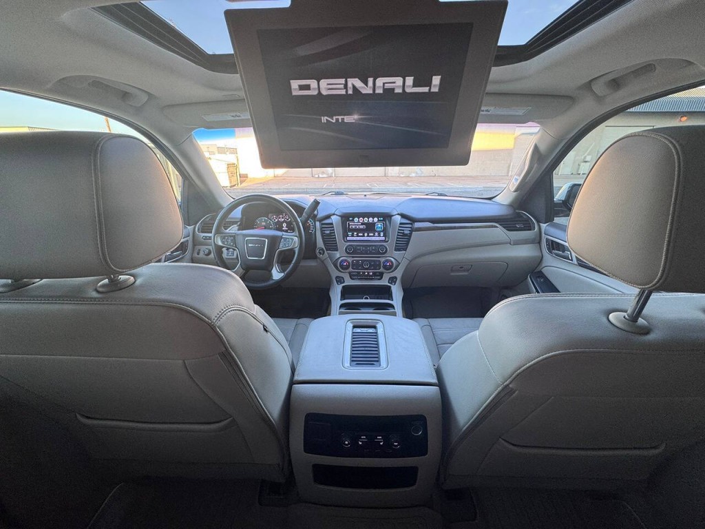 2017 GMC Yukon Image 35