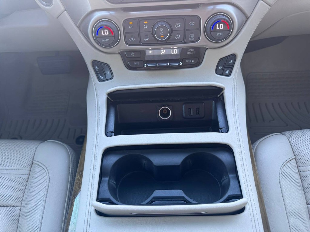 2017 GMC Yukon Image 38