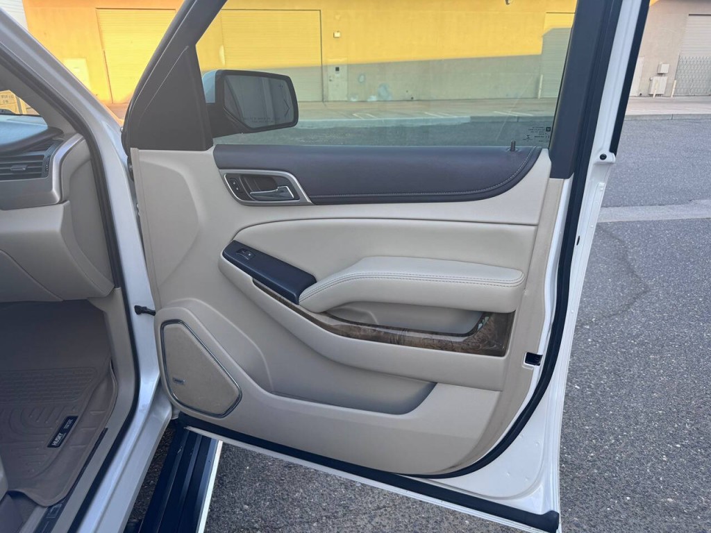 2017 GMC Yukon Image 47