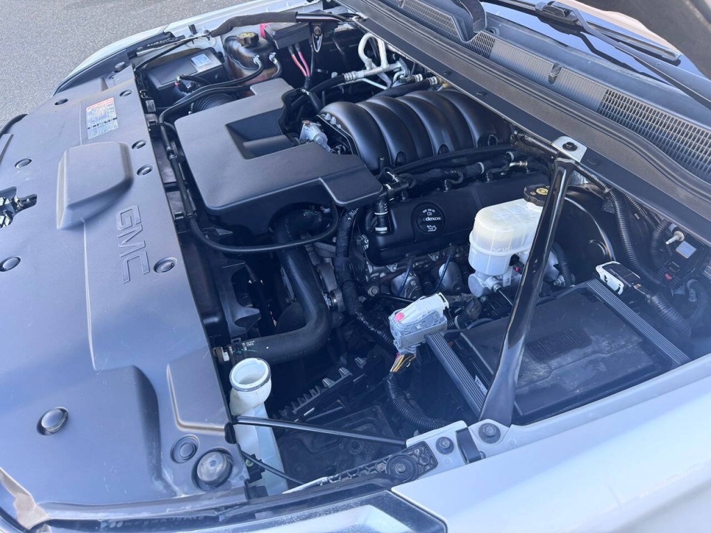 2017 GMC Yukon Image 51
