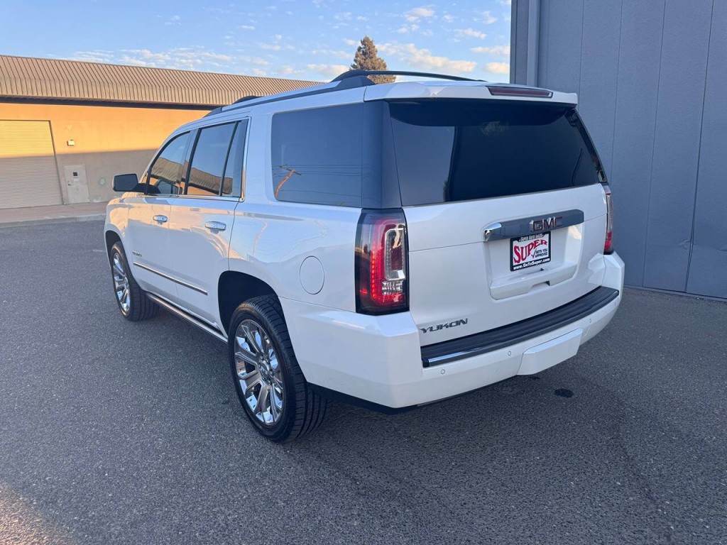 2017 GMC Yukon Image 60