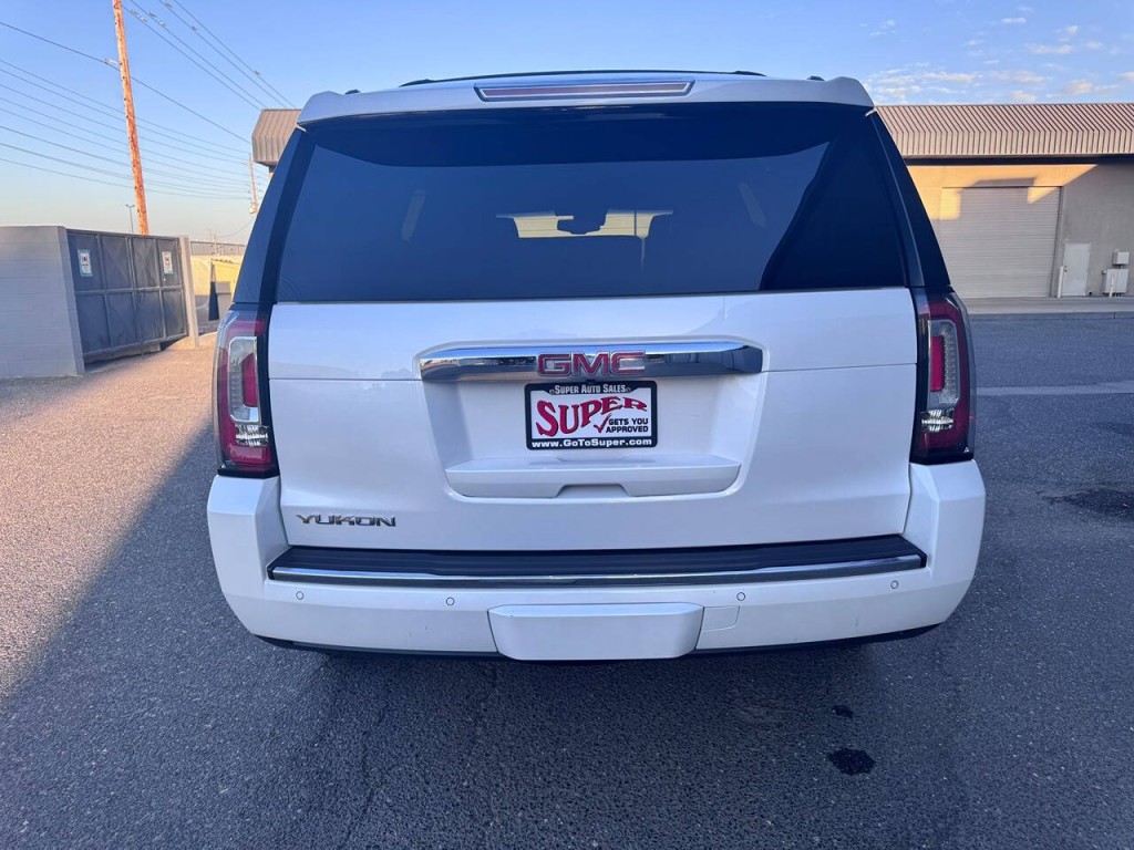 2017 GMC Yukon Image 61