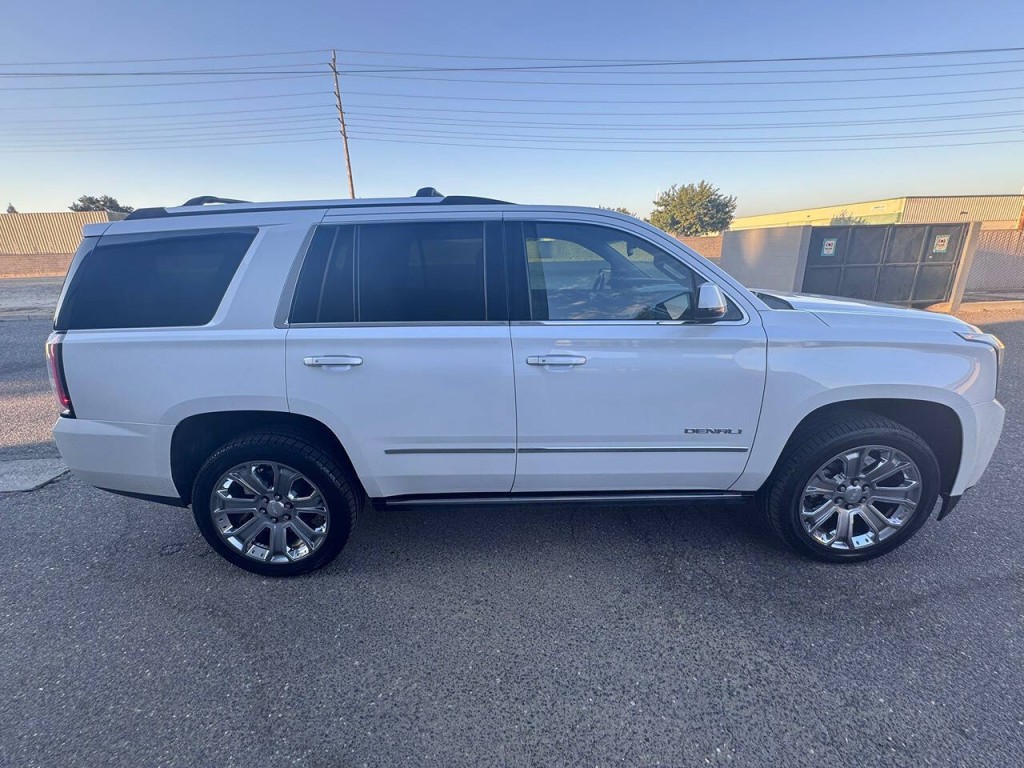 2017 GMC Yukon Image 63