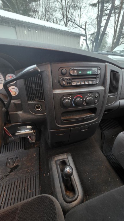 2005 Dodge Ram 2500 Image 9