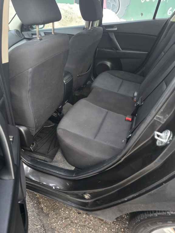 2011 Mazda Mazda3 Image 5