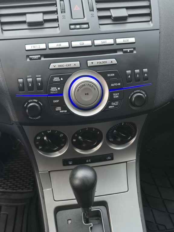 2011 Mazda Mazda3 Image 9