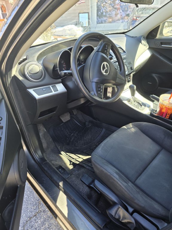 2011 Mazda Mazda3 Image 15