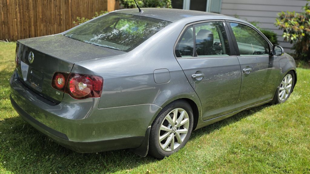 2010 Volkswagen Jetta Image 6