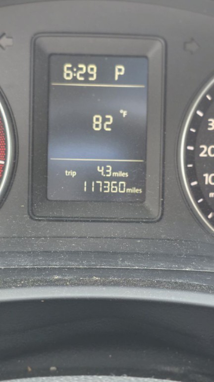 2010 Volkswagen Jetta Image 15