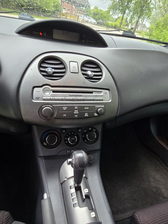 2009 Mitsubishi Eclipse Image 12