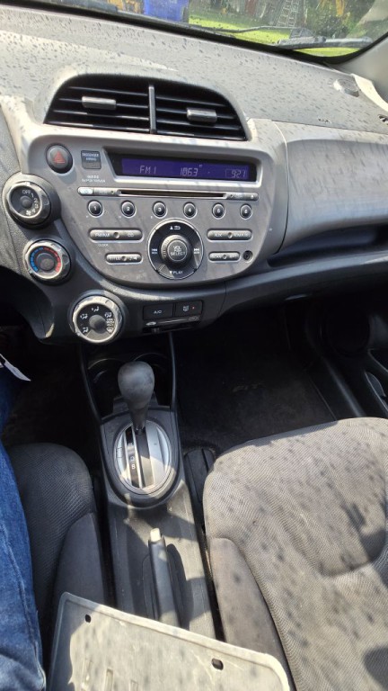 2011 Honda Fit Image 14