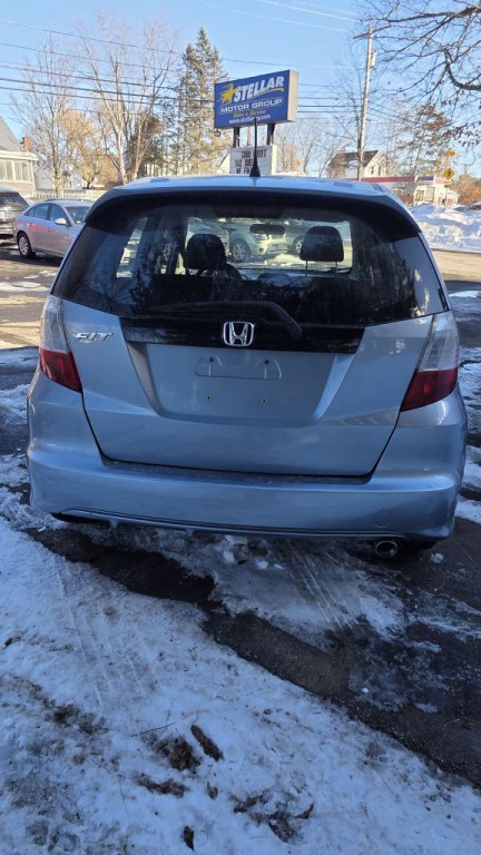 2011 Honda Fit Image 4