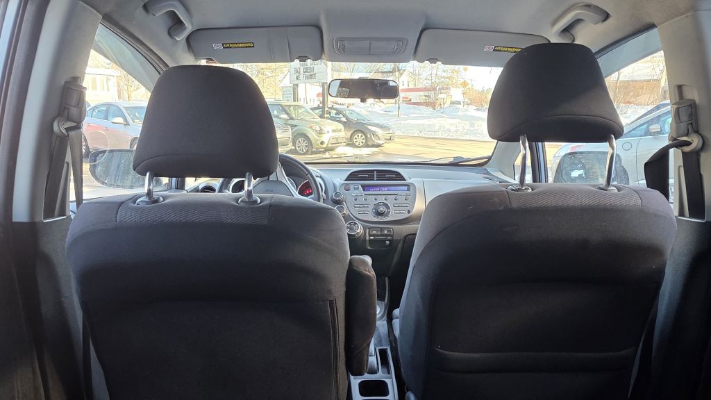 2011 Honda Fit Image 10