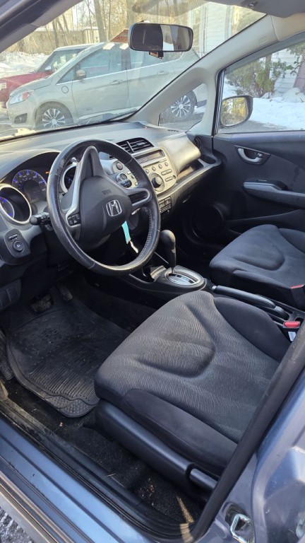 2011 Honda Fit Image 12