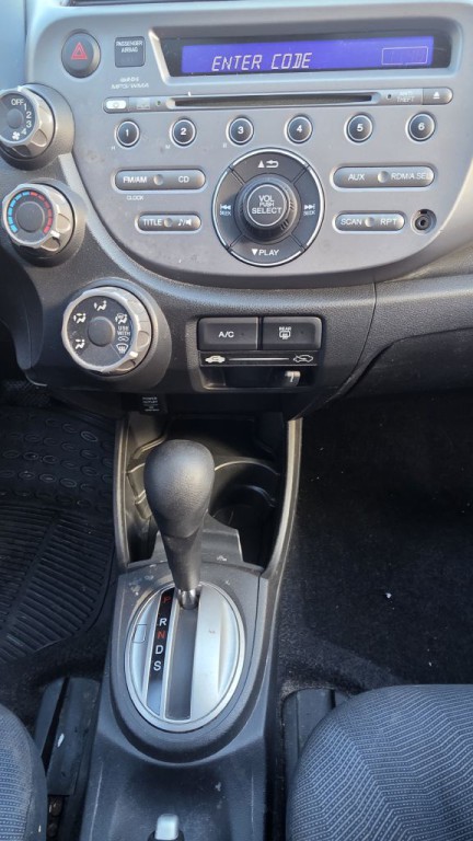 2011 Honda Fit Image 16