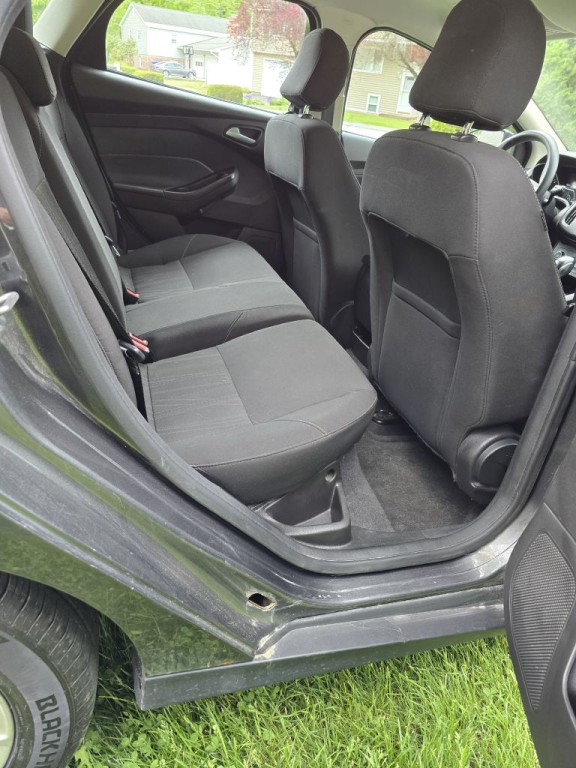 2016 Ford Focus Image 6