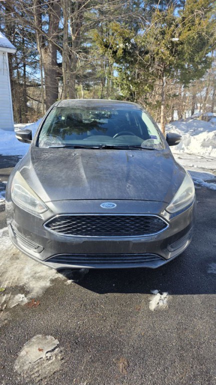 2016 Ford Focus Image 2