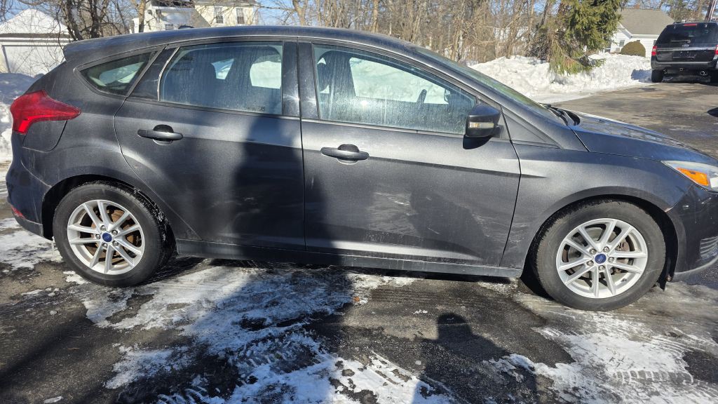 2016 Ford Focus Image 3