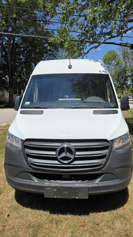 2019 Mercedes-Benz Sprinter Image 2